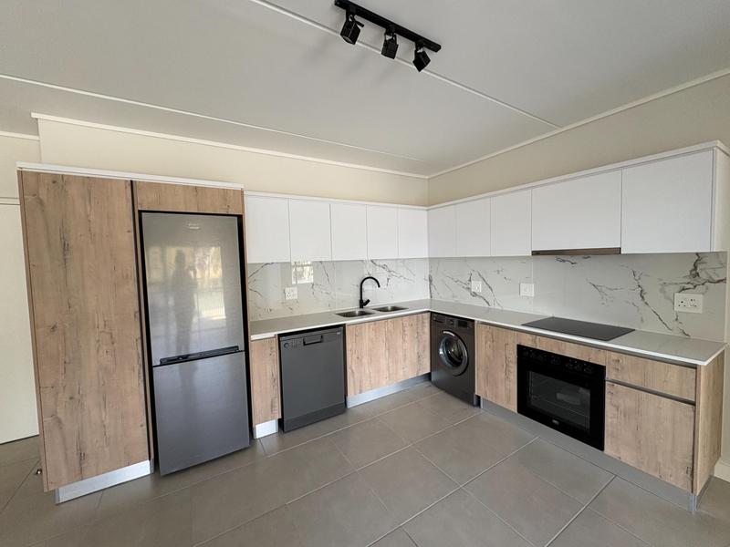 To Let 2 Bedroom Property for Rent in Richwood Western Cape